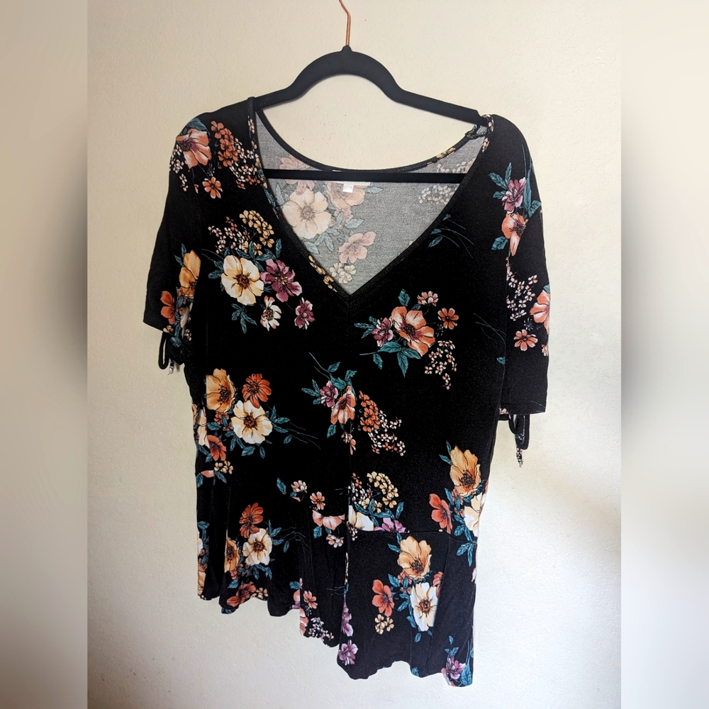 Black Floral 2x Blouse